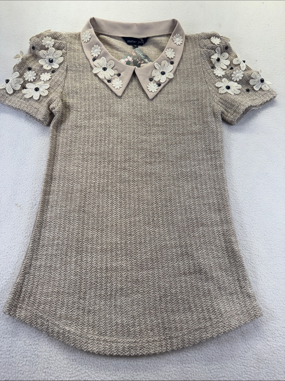 Sister Jane Embellished Floral Peter Pan Collar Knit Top Beige Size M NWT - Picture 2 of 8